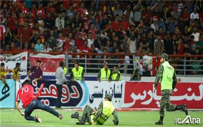 سیاوشی با اشاره به حواشی فینال جام حذفی: مسئولان فدراسیون فوتبال پشت اخراج "فتاحی" پنهان شده‌اند